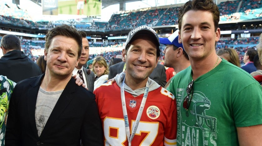 Jeremy Renner, Paul Rudd and Miles Teller at Super Bowl LIV 