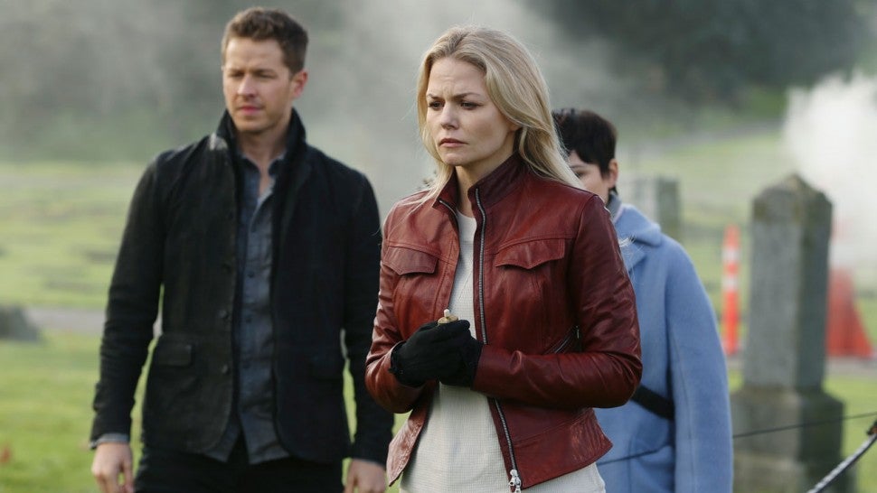 Once Upon a Time' Fashion Spotlight: 4 Secrets You Need to Know About Emma Swan's Magical | Entertainment Tonight