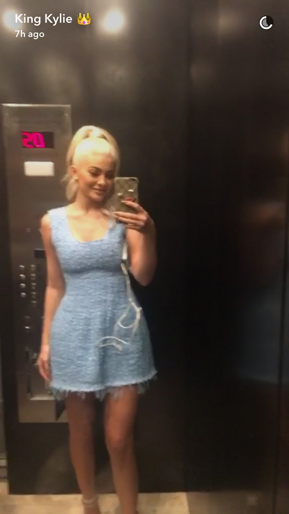 Kendall and Kylie Jenner Get Stuck in an Elevator, Panic, Snapchat, Eat