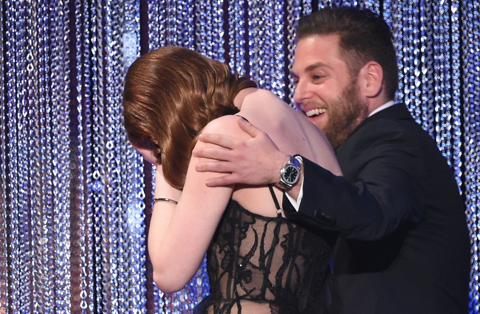 Emma Stone And Jonah Hill S Sweet Superbad Moment And 6 Other Epic Reunions At The 2017 Sag Awards Entertainment Tonight