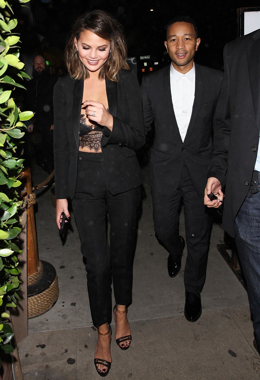 Chrissy Teigen Stuns In Lacy Bra Top On Valentine S Day Date Night With John Legend Pic Entertainment Tonight