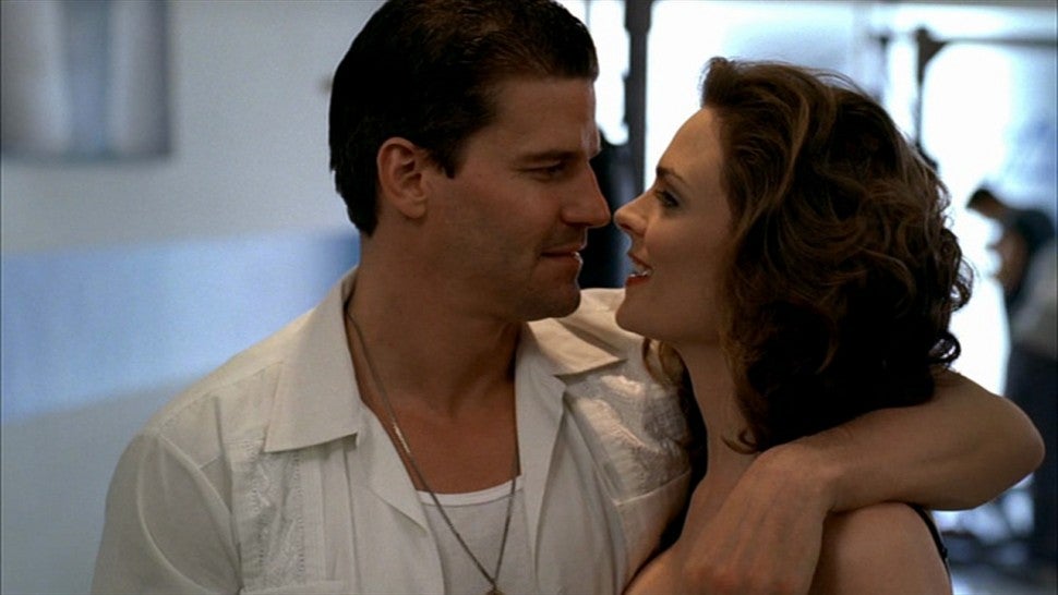 Bones Season 2 Episode 16