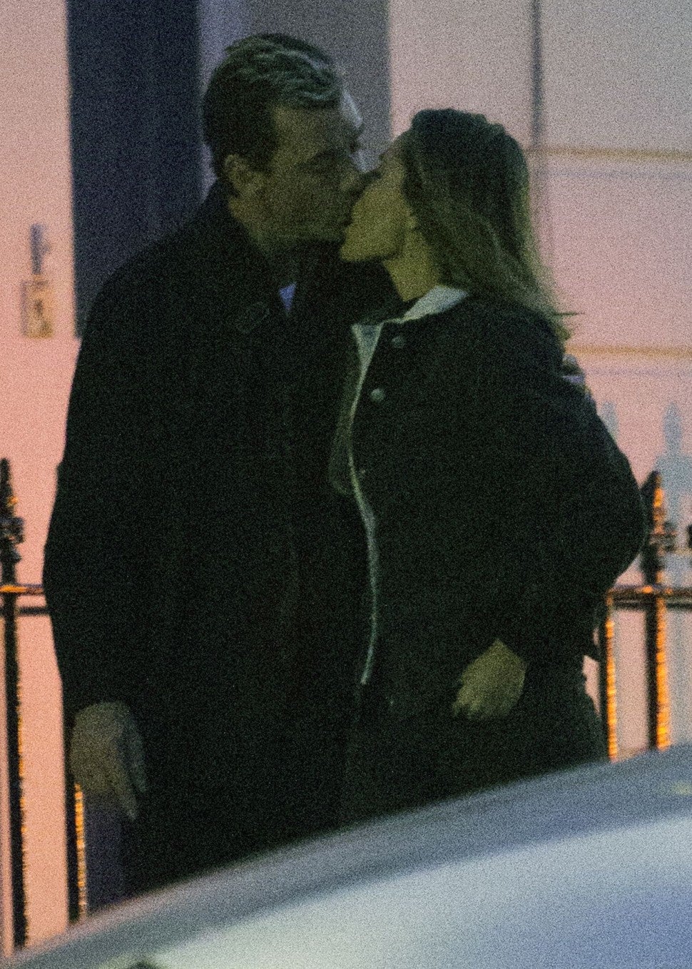 Gavin Rossdale Moves On From Gwen Stefani With 27 Year Old Model Sophia Thomalla See The Pics Entertainment Tonight