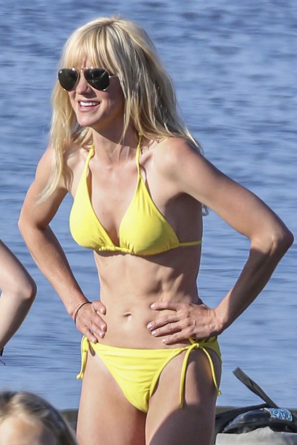 Anna Faris Shows Off Her Fit Figure in Tiny Yellow Bikini on 'Overboard' Set -- See the Pic! | Entertainment Tonight