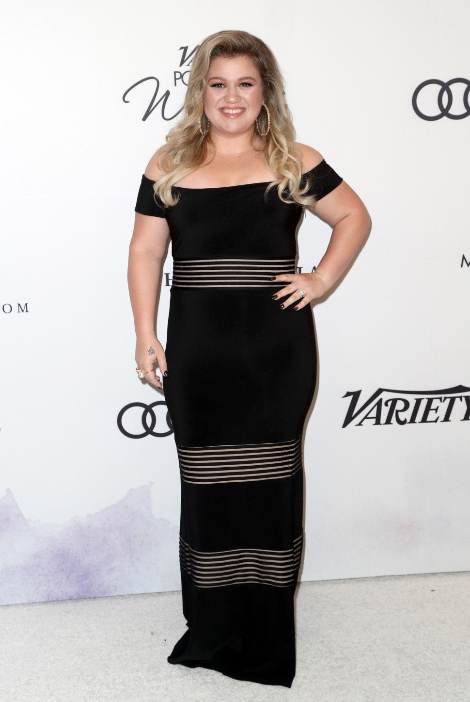 kelly_clarkson_GettyImages-860972638 