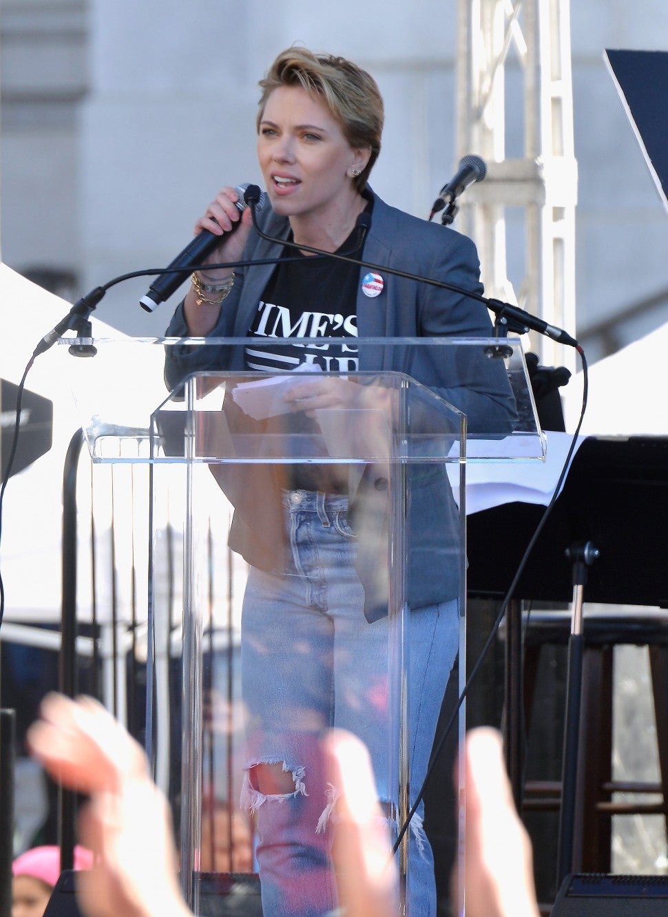 Scarlett Johansson speaks at Women's March 2018