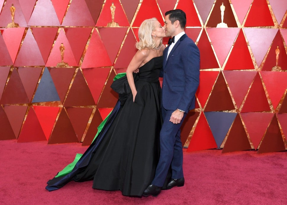 Kelly Ripa and Mark Conseulos at 90th Annual Academy Awards