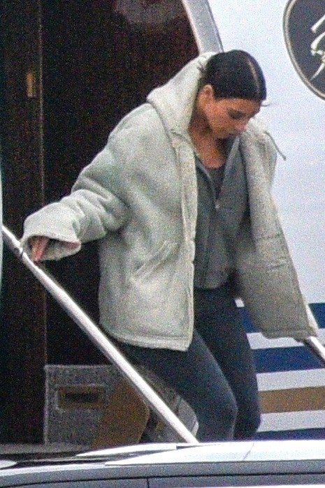 Kim Kardashian flies into Cleveland to visit Khloe and their new niece, True