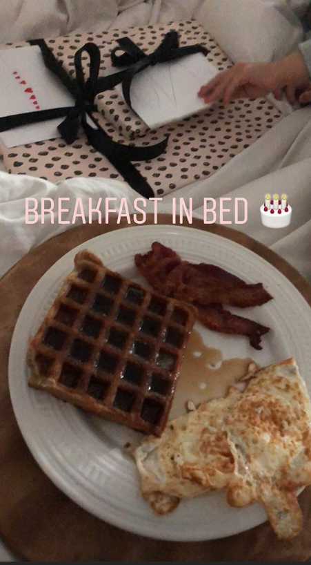 Jessica Alba birthday breakfast