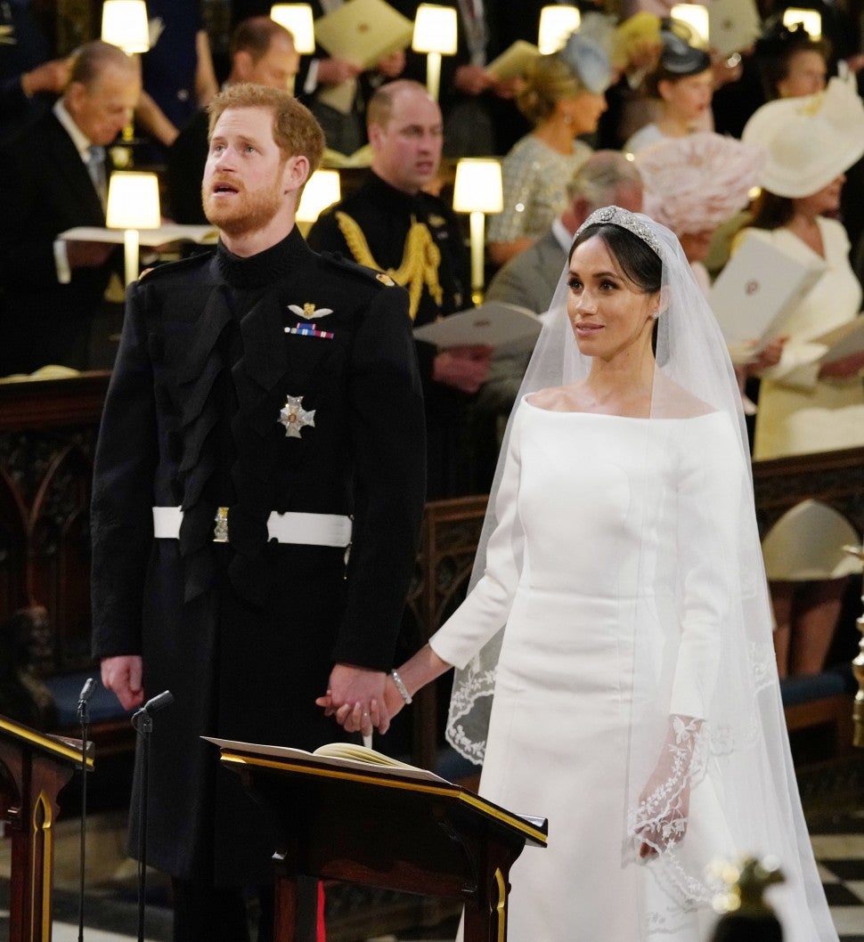 Harry and Meghan singing