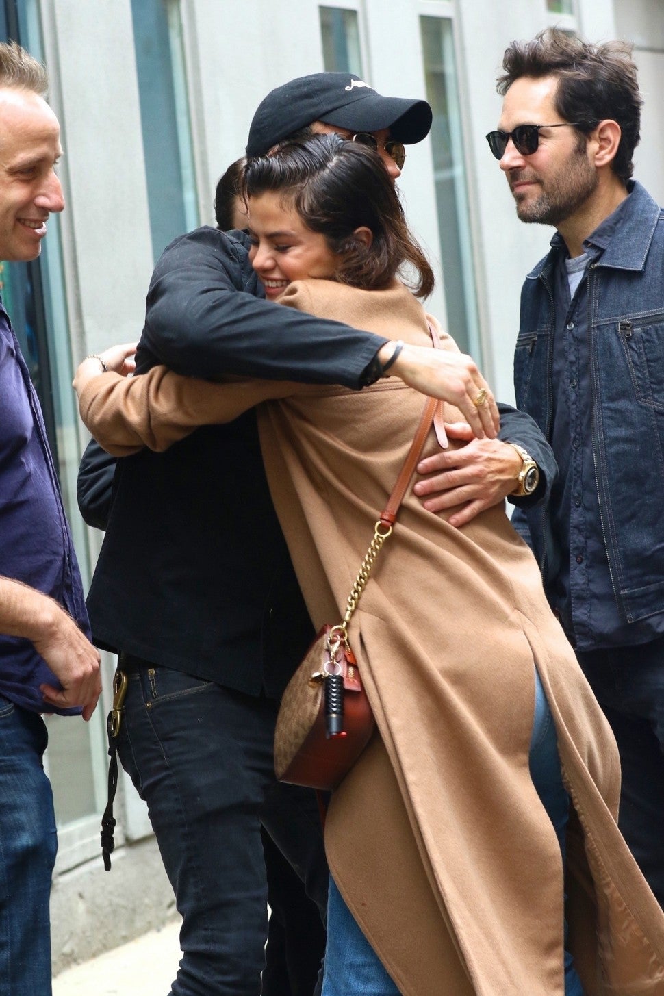 Selena Gomez greets friends, including Justin Theroux, in the West Village, New York
