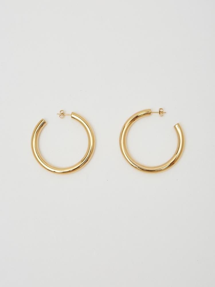 Bagatiba gold tube hoop earrings