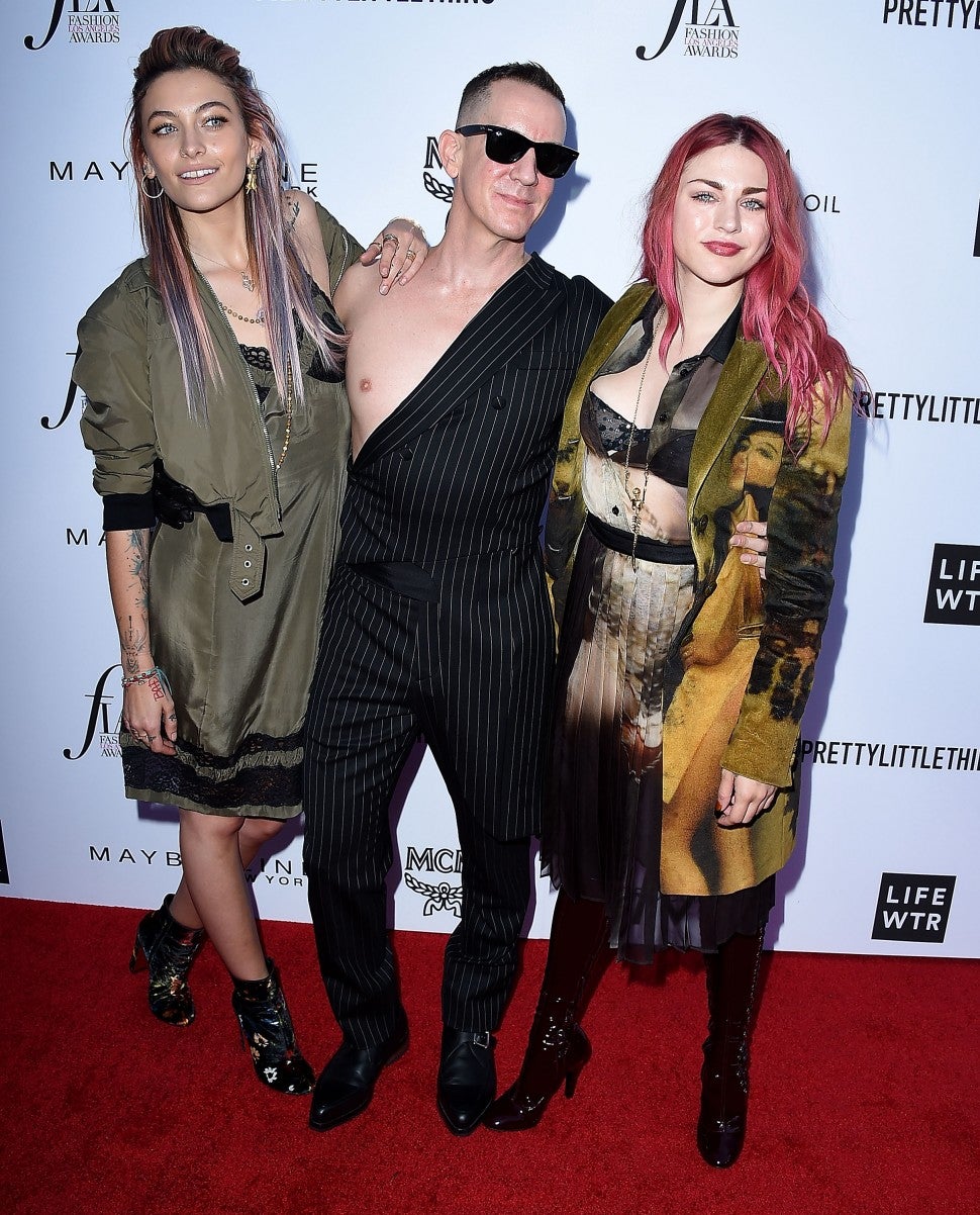 Paris Jackson, Jeremy Scott, Frances Bean Cobain arrives at the The Daily Front Row's 4th Annual Fashion Los Angeles Awards at Beverly Hills Hotel on April 8, 2018 in Beverly Hills, California.