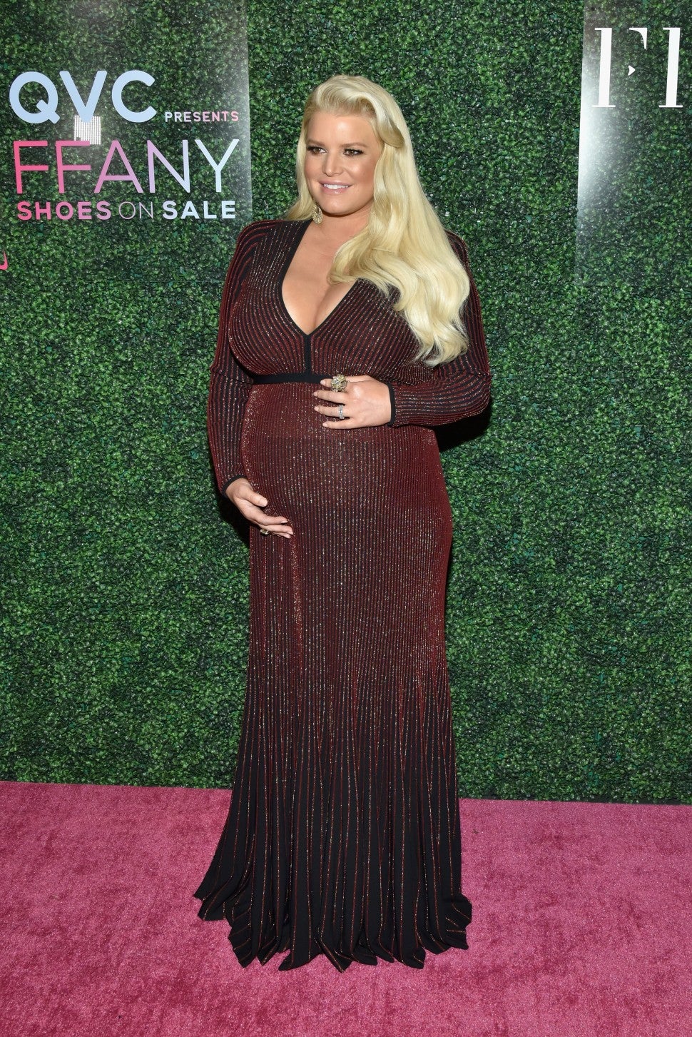 jessica_simpson_gettyimages-1051918010.jpg 