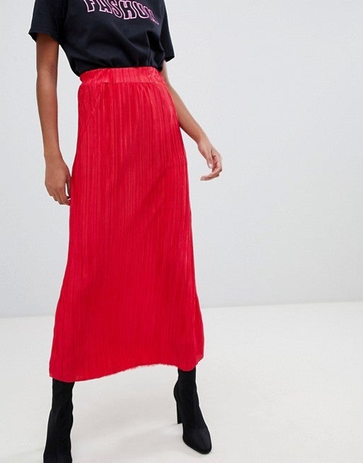 Boohoo red skirt