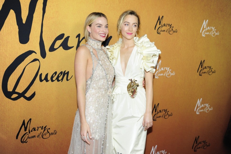 Margot Robbie and Saoirse Ronan at Mary Queen of Scots premiere