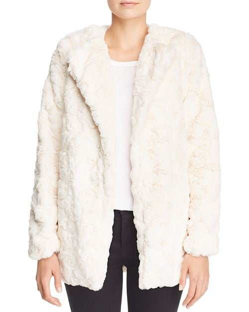 Sadie & Sage faux fur white coat