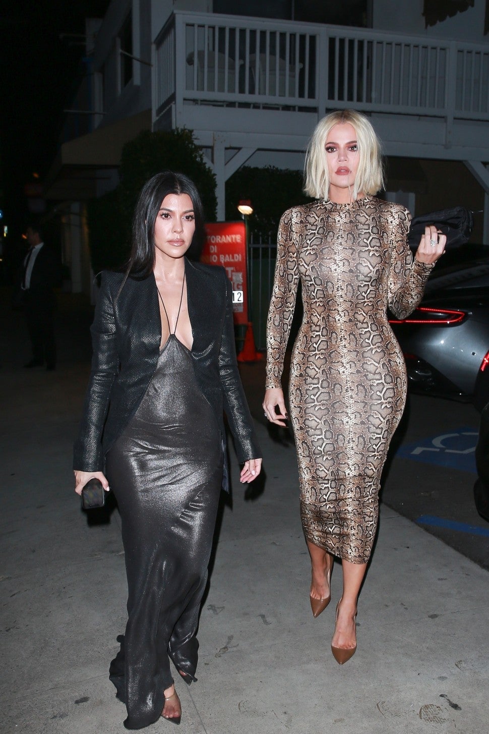 Kourtney Kardashian and Khloe Kardashian enjoy a night out