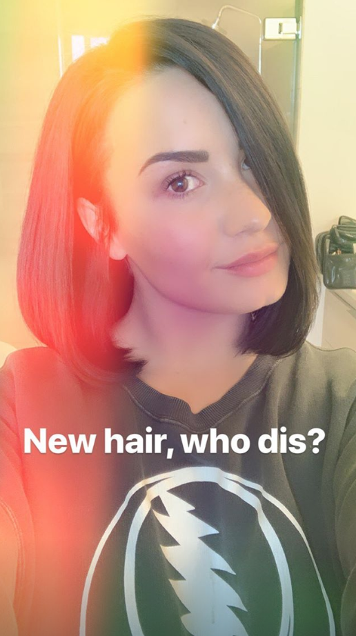 Demi Lovato short hair