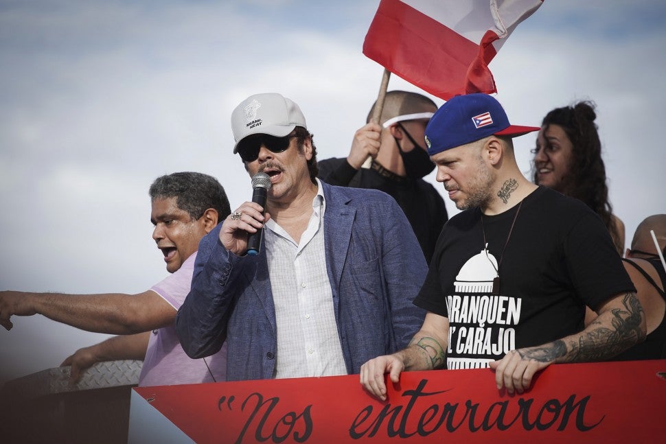 Benicio Del Toro Residente Puerto Rico Protest