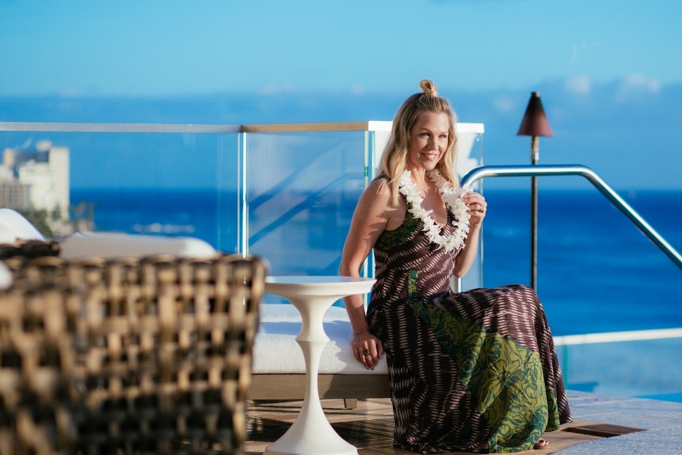 Star Sightings: Jonas Brothers Hit the Jackpot, Jennie Garth Vacations