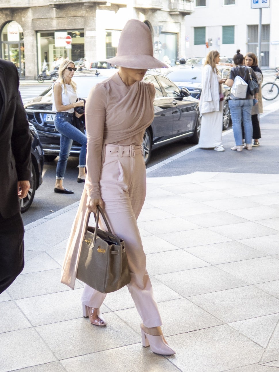 Jennifer Lopez Makes Fashion Statement, Rocks Two Giant Hats in One Day