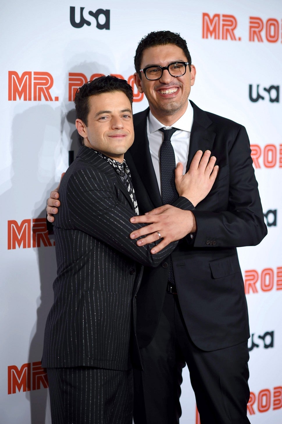 Rami Malek Shares What 'Mr. Robot' Creator Esmail Gifted Him as Series Comes to an End (Exclusive) | Entertainment Tonight