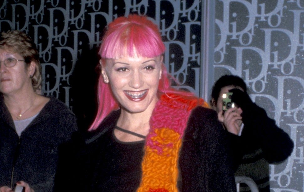 Gwen Stefani pink hair