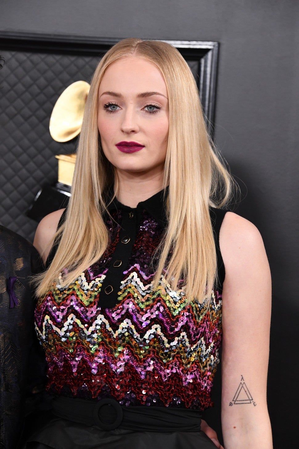 Sophie Turner at 2020 GRAMMYs beauty