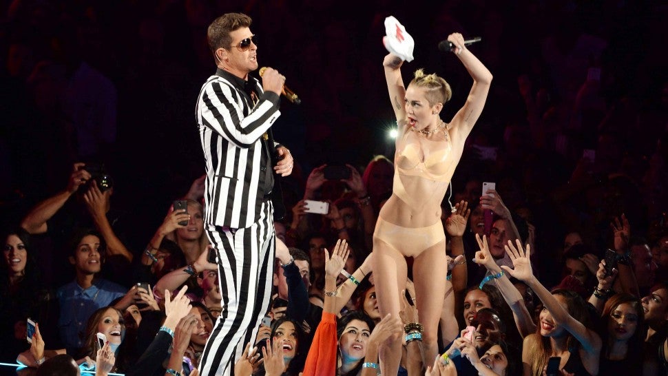 Miley Cyrus Robin Thicke 2013 VMAs