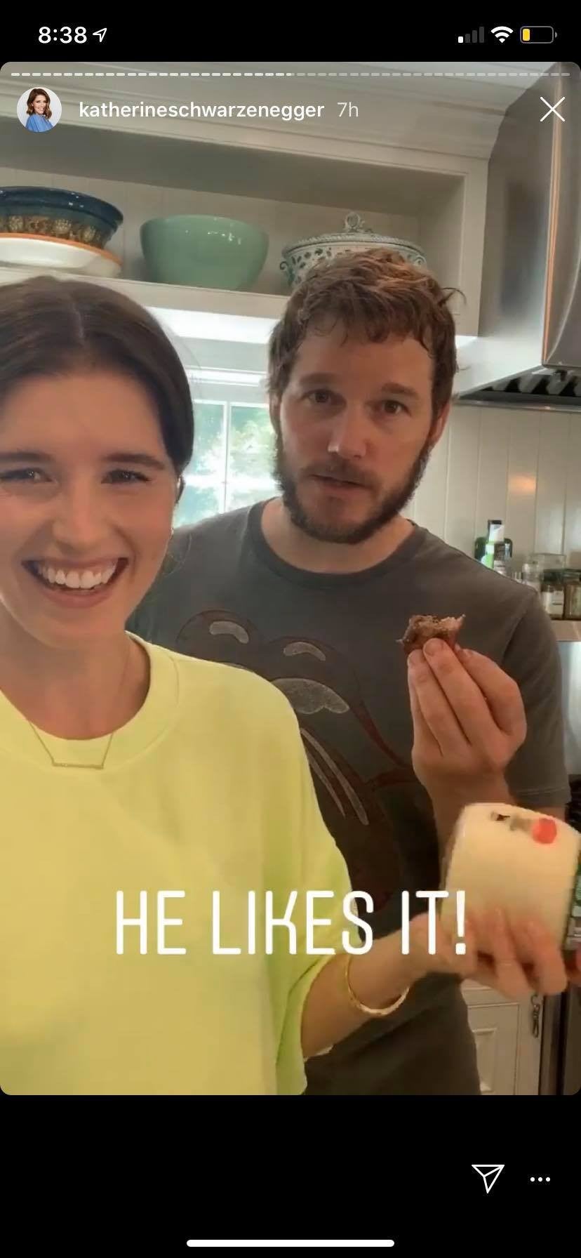 Chris Pratt Hijacks Wife Katherine Schwarzenegger's Baking Tutorial | | kmov.com