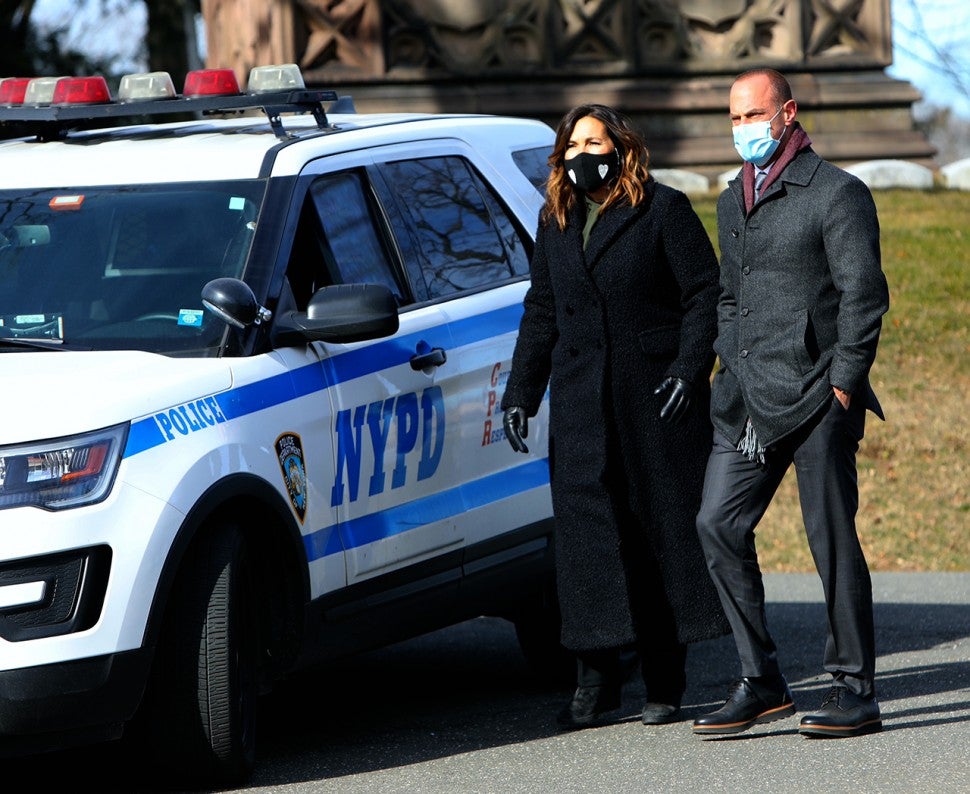 Mariska Hargitay and Chris Meloni filming Law & Order