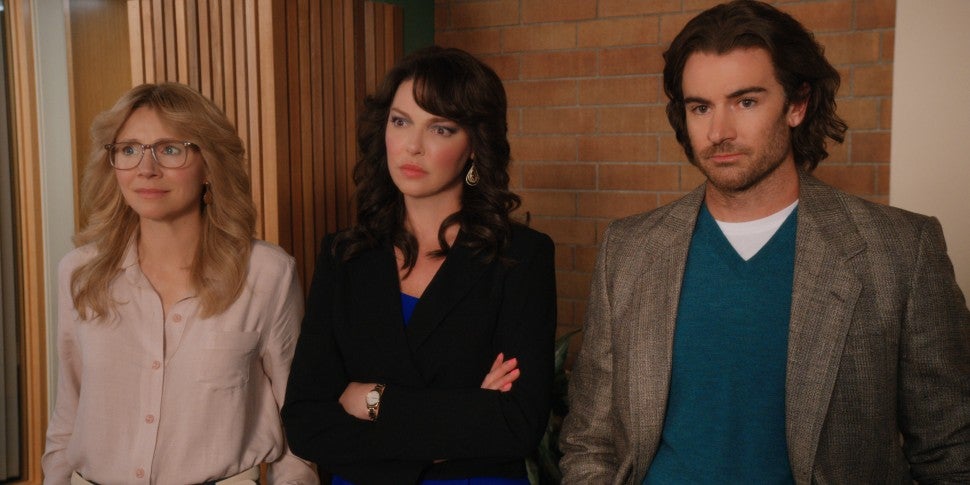 Firefly Lane Katherine Heigl And Sarah Chalke Talk Finale Cliffhanger And Season 2 Exclusive Entertainment Tonight When will see season 2 be released? firefly lane katherine heigl and