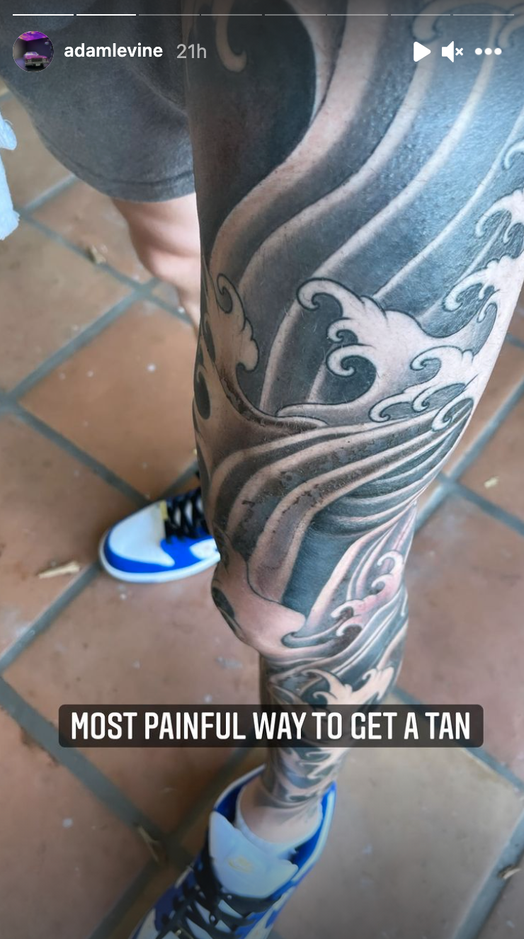 Adam Levine leg tattoo