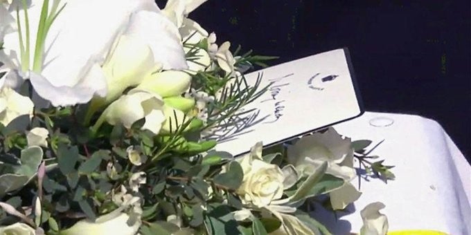 Queen Elizabeth Note Prince Philip Funeral