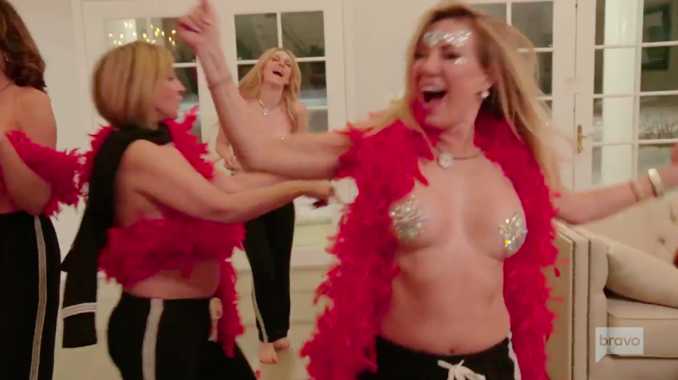 Ramona Singer goes topless on The Real Housewives of New York City season 13.
