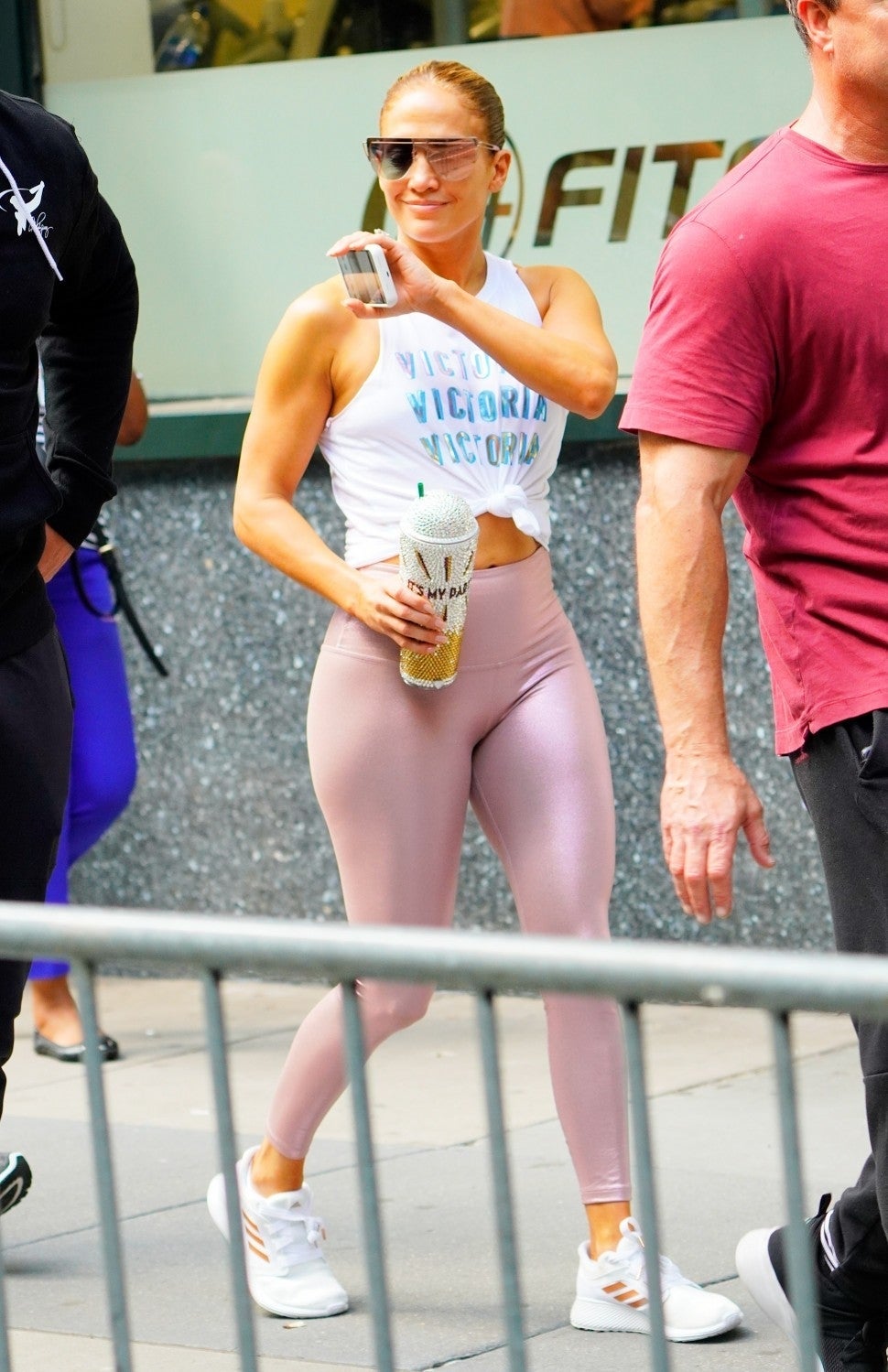 Jennifer Lopez Beyond Yoga leggings