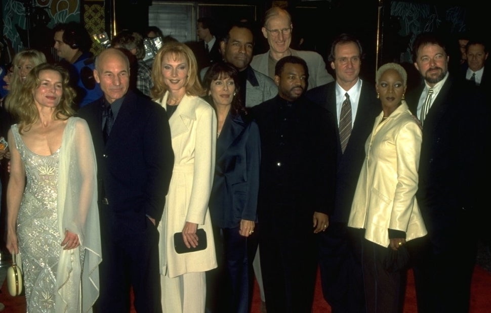 The cast of 'Star Trek: First Contact' poses together at the premiere party. 