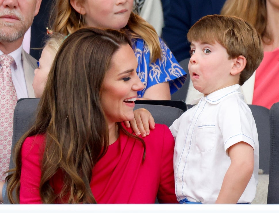 Kate Middleton and Prince William Poke Fun at Prince Louis' Platinum  Jubilee Behavior | Entertainment Tonight