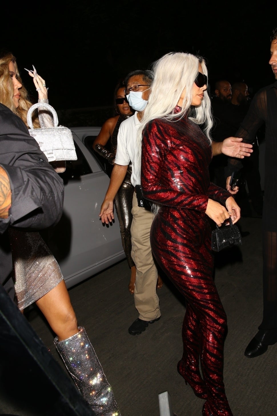 Kim Kardashian Steps Out for Beyonce's Birthday Party