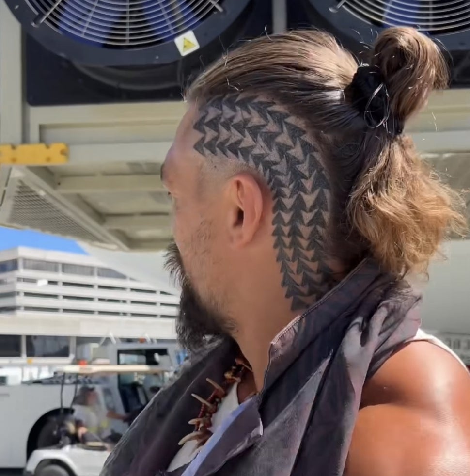 Jason Momoa Reveals New Head Tattoo After Shaving Off His Long Hair |  Entertainment Tonight