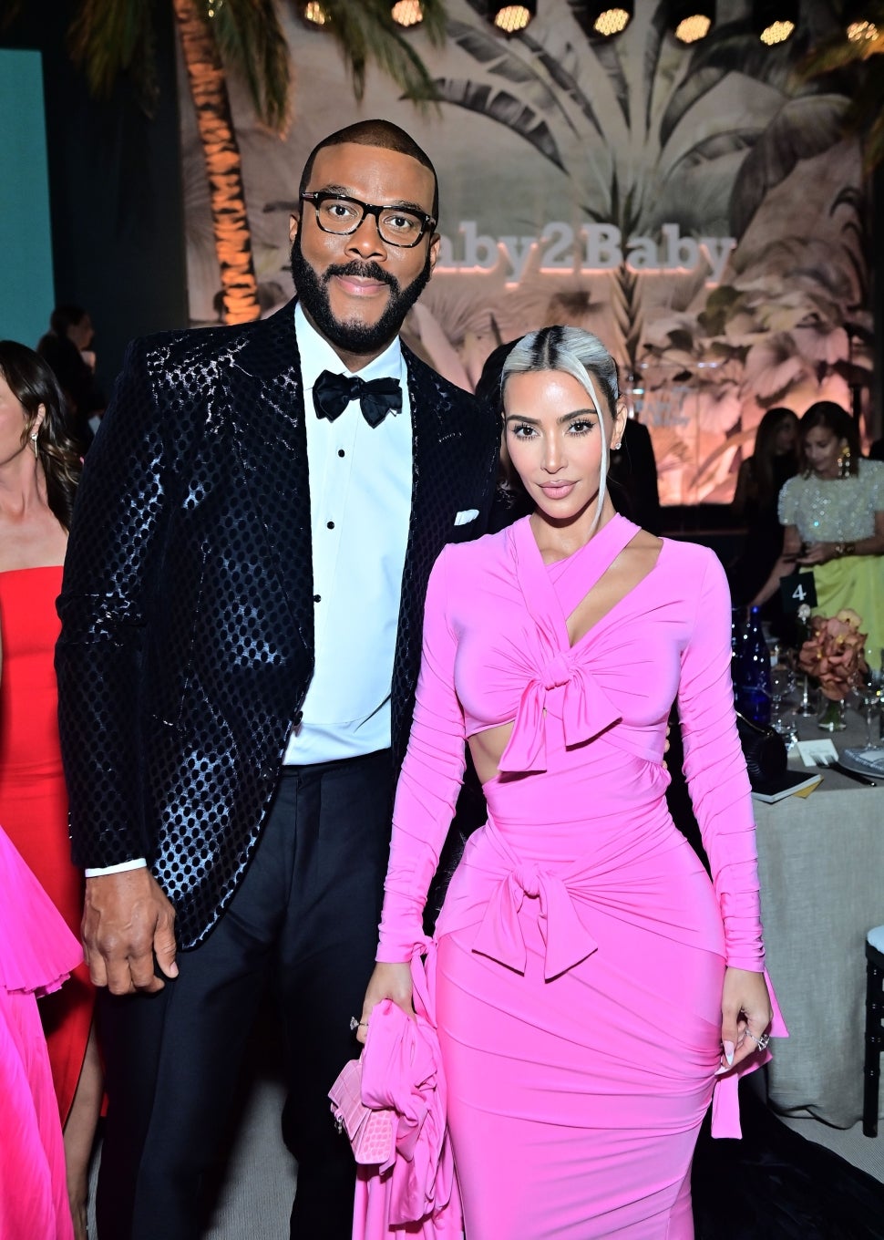 Kim Kardashian Stuns in Pink as She Accepts The Giving Tree Award ar