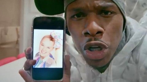 Twitter Reacts After Dababy Randomly Disses Jojo Siwa In New Freestyle Entertainment Tonight She keeps her fans updated via facebook too and that is a real bonus for the fans. after dababy randomly disses jojo siwa