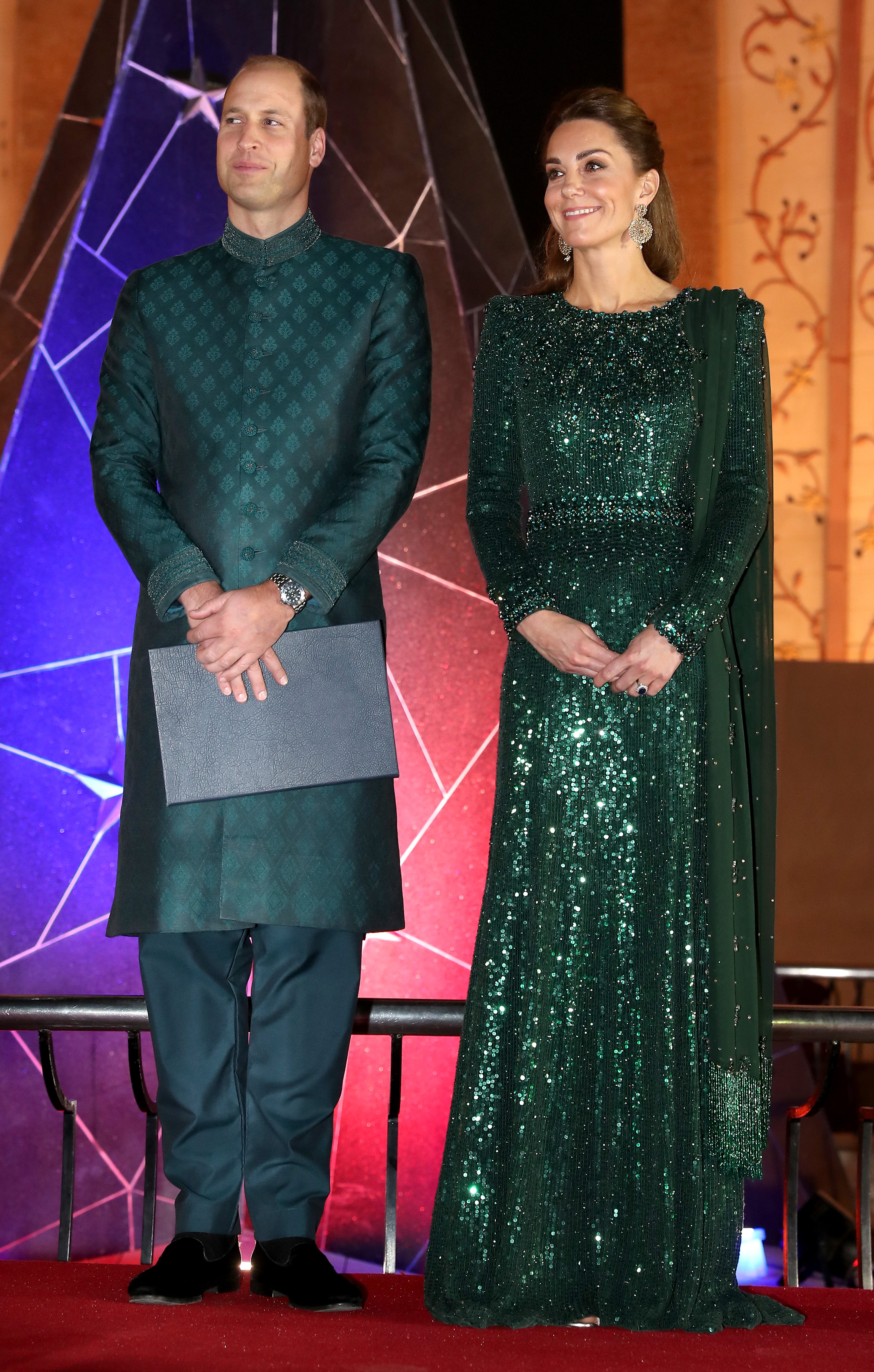 Kate Middleton Goes Glam in Emerald Sequin Gown for Reception During  Pakistan Tour | Entertainment Tonight