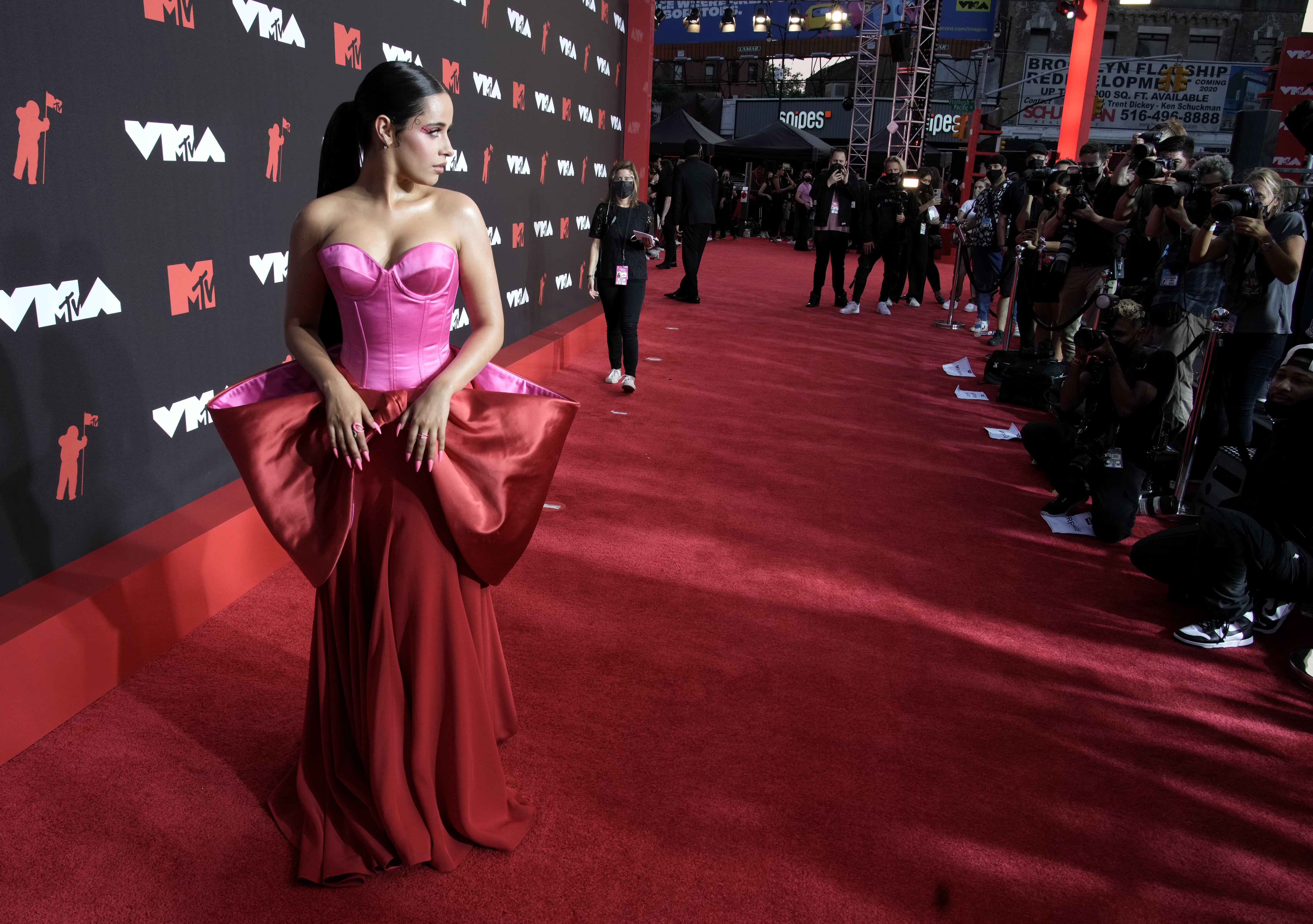 camila cabello pink dress Camila Cabello Performs 'Havana' at iHeartRadio Music Awards 2018 (Video) -  Just Jared - Celebrity News and Gossip