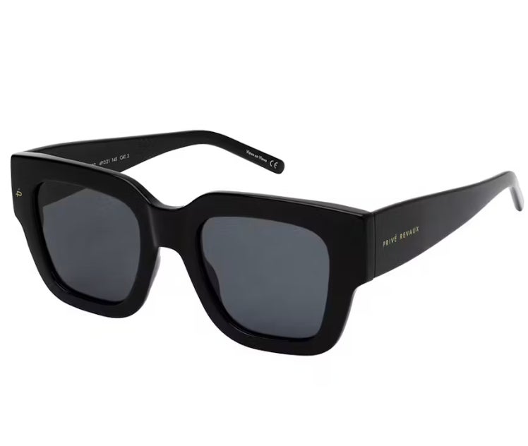 Taylor Swift Wore These Chic Square Sunglasses, and We Found  display picture 2