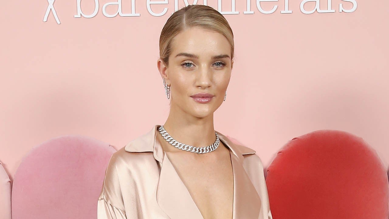 rosie huntington whiteley pink dress Rosie Huntington-Whiteley in Burberry 2011 Costume Institute Gala at the Metropolitan Museum
