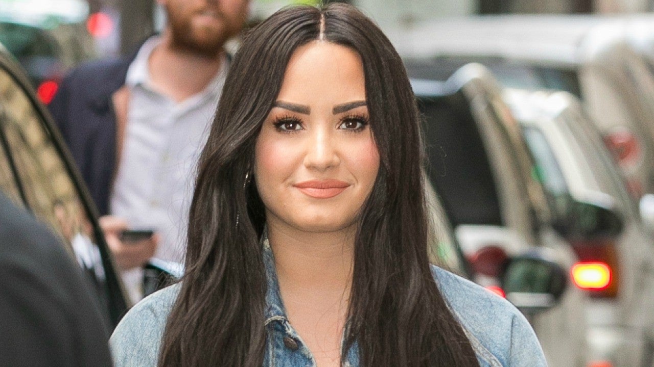 Demi Lovato Thanks BFFs for 'Never Leaving Me in My Darkest Moments