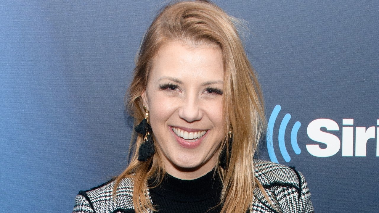 New Photo - 'Full House's Jodie Sweetin Defends Olympics Drag Performance After Candace Cameron Bure Calls It 'Disgusting'