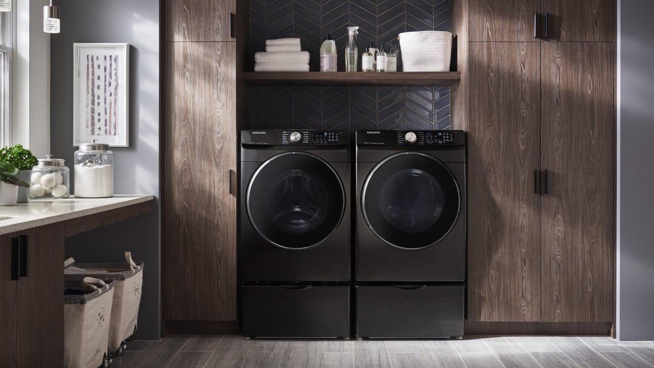 Save $1,400 On Samsungs Top-Rated Washer and Dryer Set for Smarter Spring Cleaning